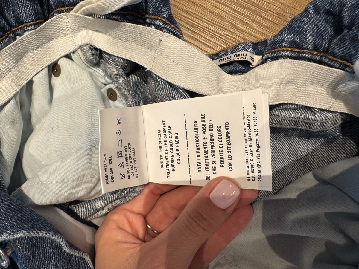 Miu Miu Jeans: MiuMiu Jeans – Nuovo (secondo la descrizione) da Herrliberg venduto da lari_h99 8