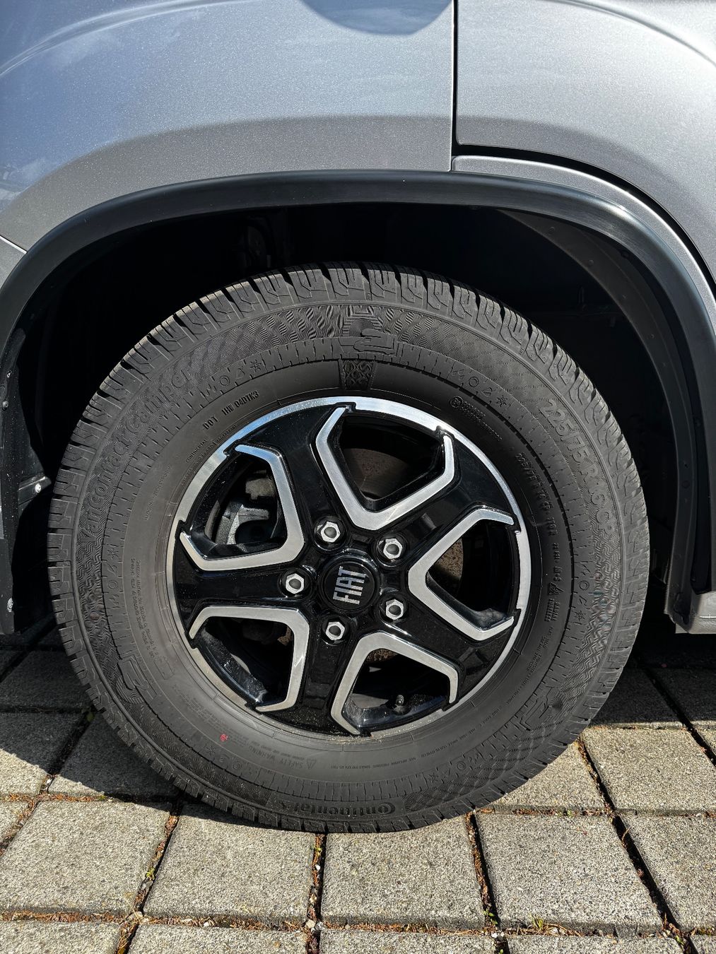 Fiat Pneus & Kompletträder: Fiat Ducato OEM Maxi Radsatz mit Continental Van Contact – Neu (gemäss Beschreibung) aus Kreuzlingen von Pro-Gear-Shop