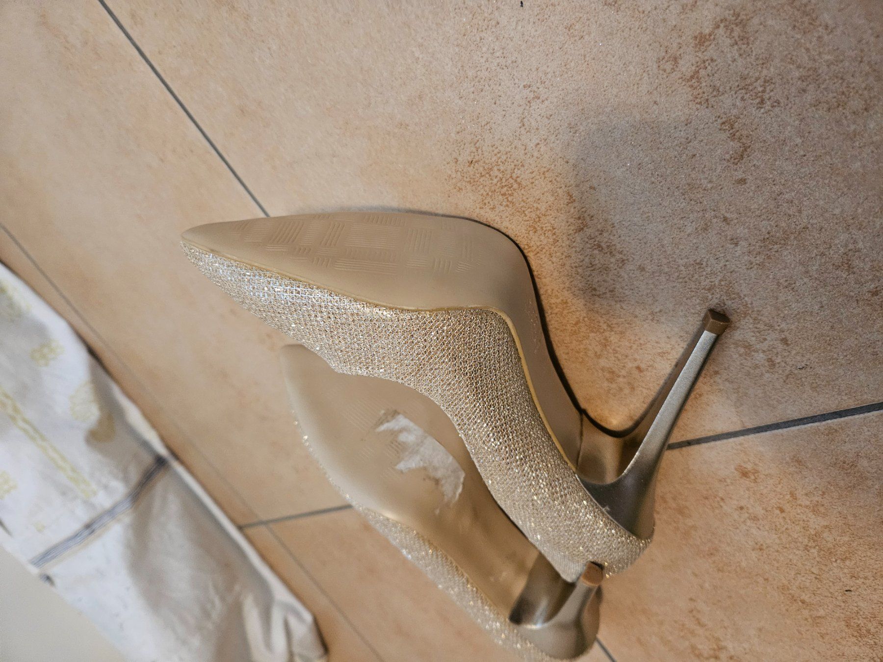 Damenschuhe: Gold Glitzer Pumps ☆NEU☆ – Neu (gemäss Beschreibung) aus Steckborn von suz_v2v6 3
