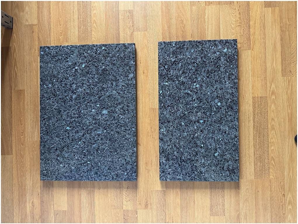 Pietre & tegole: Granit Steinplatten zwei Stück – Nuovo (secondo la descrizione) da Bern venduto da Zenithar