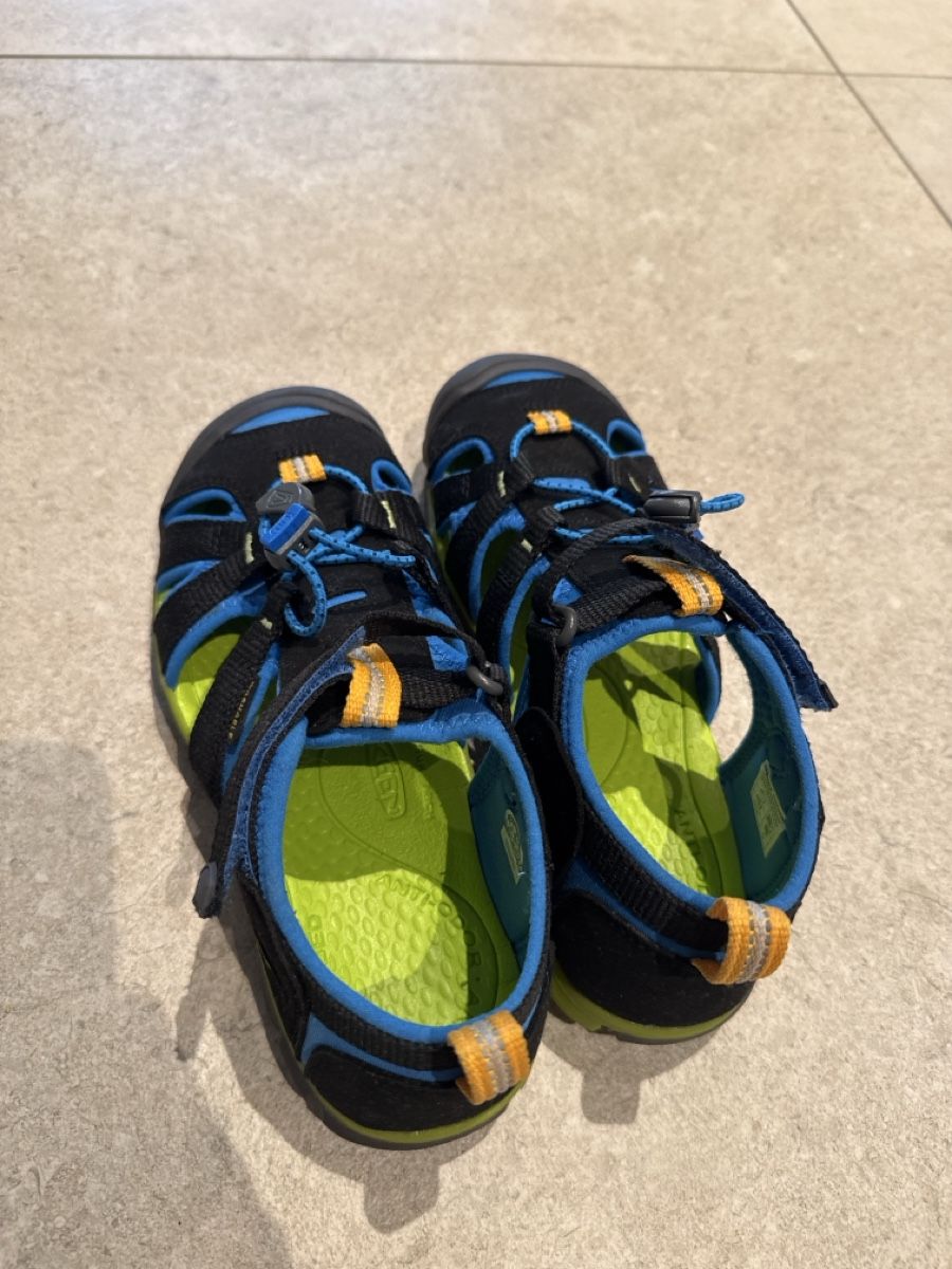 Keen Herrenschuhe: Sandalen Keen Gr.35 – Gebraucht aus Steinhausen von ani_k6nx 2