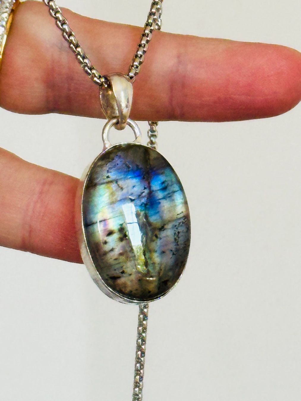 Catenine: Labradorite Gemstone Handmade Jewelry necklace – Nuovo e nell'imballaggio originale da Genève venduto da AGBERG 2