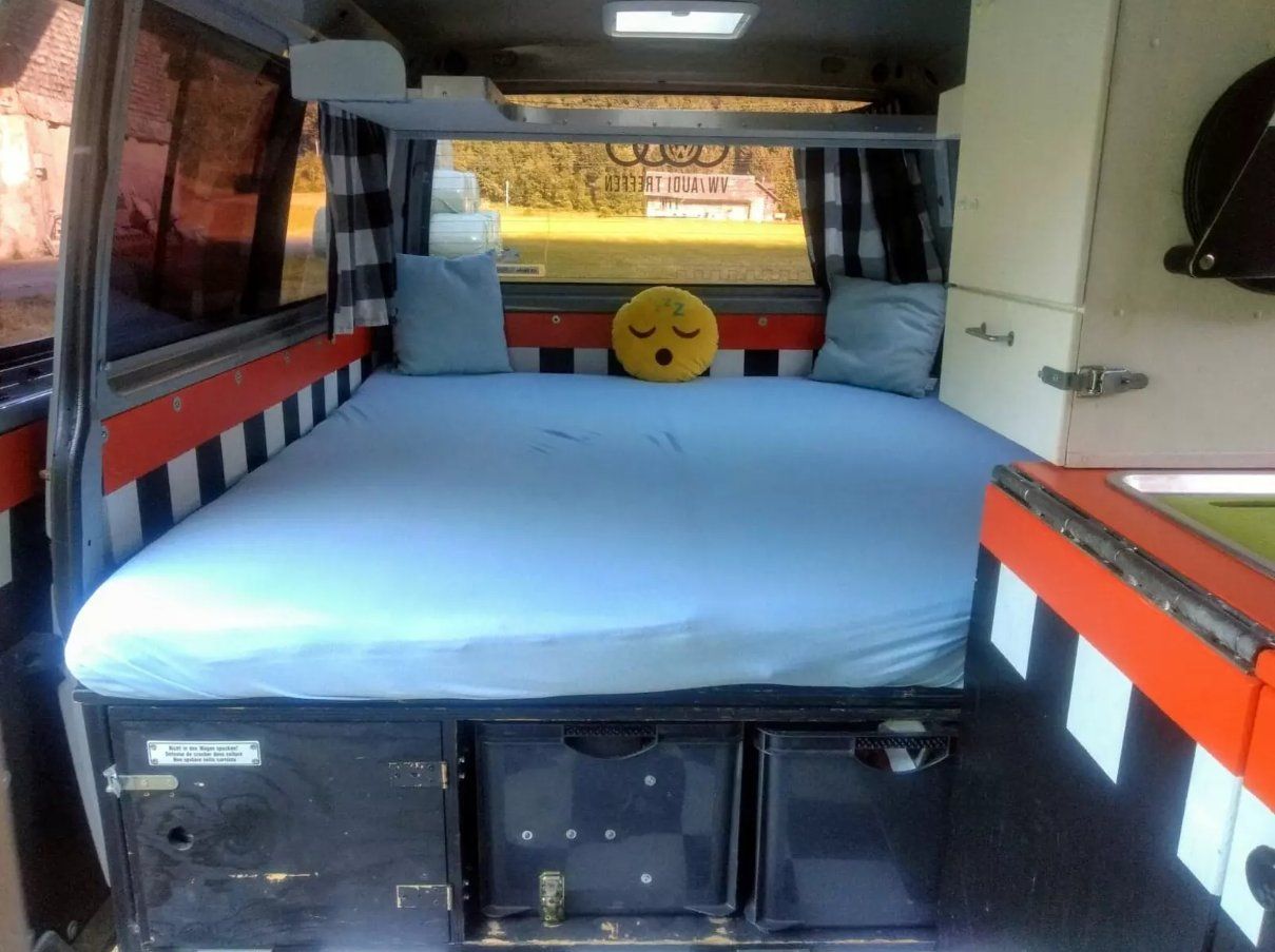 Servizi & Riparazioni: Camper VW Bus T4 zu vermieten – Usato da Stans venduto da thomin8989 3