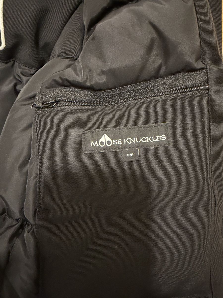 Moose Knuckles Giacche: Winter Jacke, Moose Knuckles, schwarz – Usato da Niederrohrdorf venduto da gbg_szg9 7