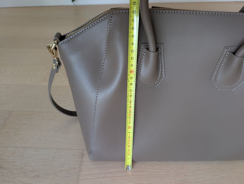 Sacs femmes: Elegant taupe/beige leather handbag - Made in Italy – Neuf (Voir description) à Lachen SZ par joa_rf9n 5