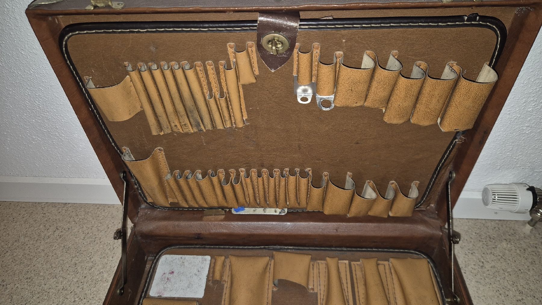 Valises de voyage: vintage Werkzeugkoffer – D'occasion à Buchs AG par EasyPeasy 4