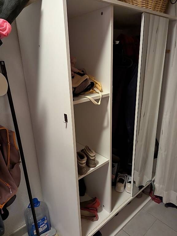 Guardaroba: Garderobe mit Spiegel  – Usato da Flaach venduto da mer_bz5s 1