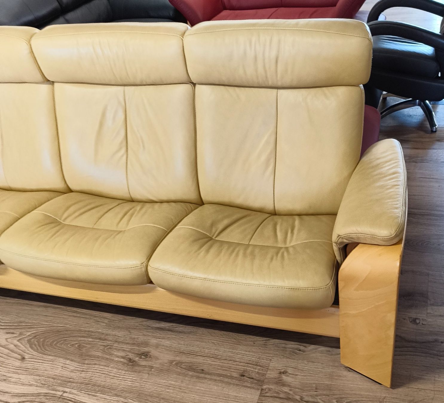 Stressless Divani: Stressless Sofa – Usato da Basel venduto da bk_brockibasel 2