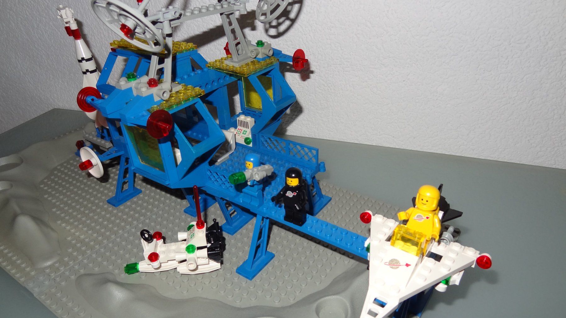 Lego Spielzeuge: Lego 6971 Intergalaktische Kommandobasis von 1984 – Gebraucht aus Winterthur von Blueedition 3