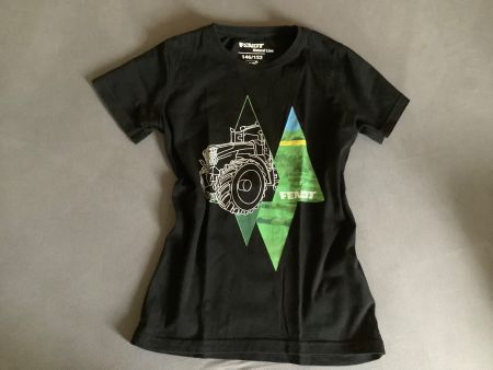 T-Shirt von FENDT