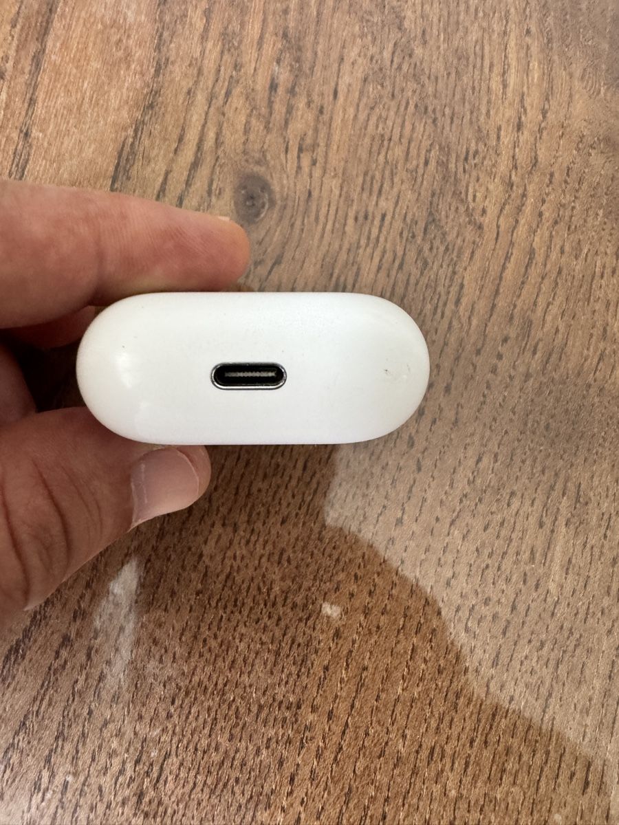 Apple Cuffie: AirPods 3 mit Ladecase gebraucht – Usato da Dietikon venduto da Leodnd 2