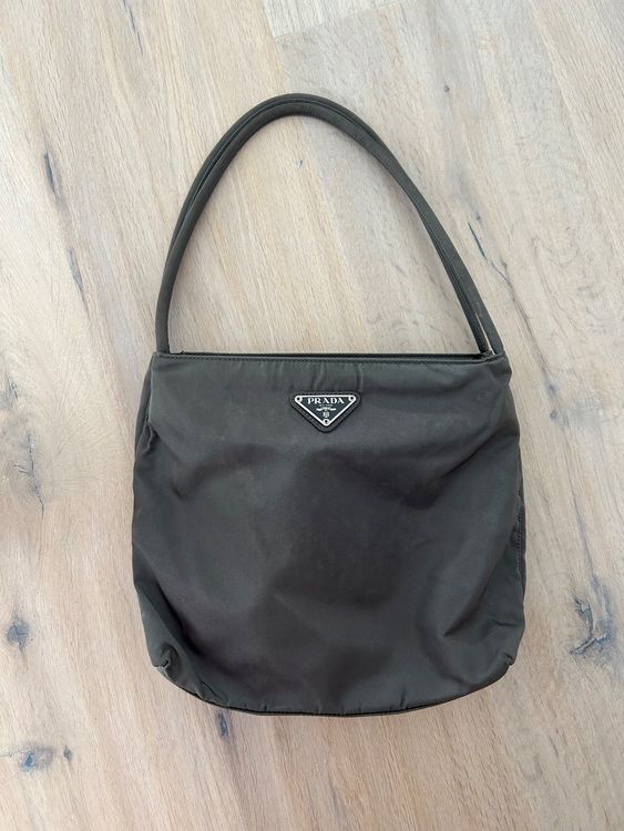 Prada Nylon Bag Kaufen auf Ricardo