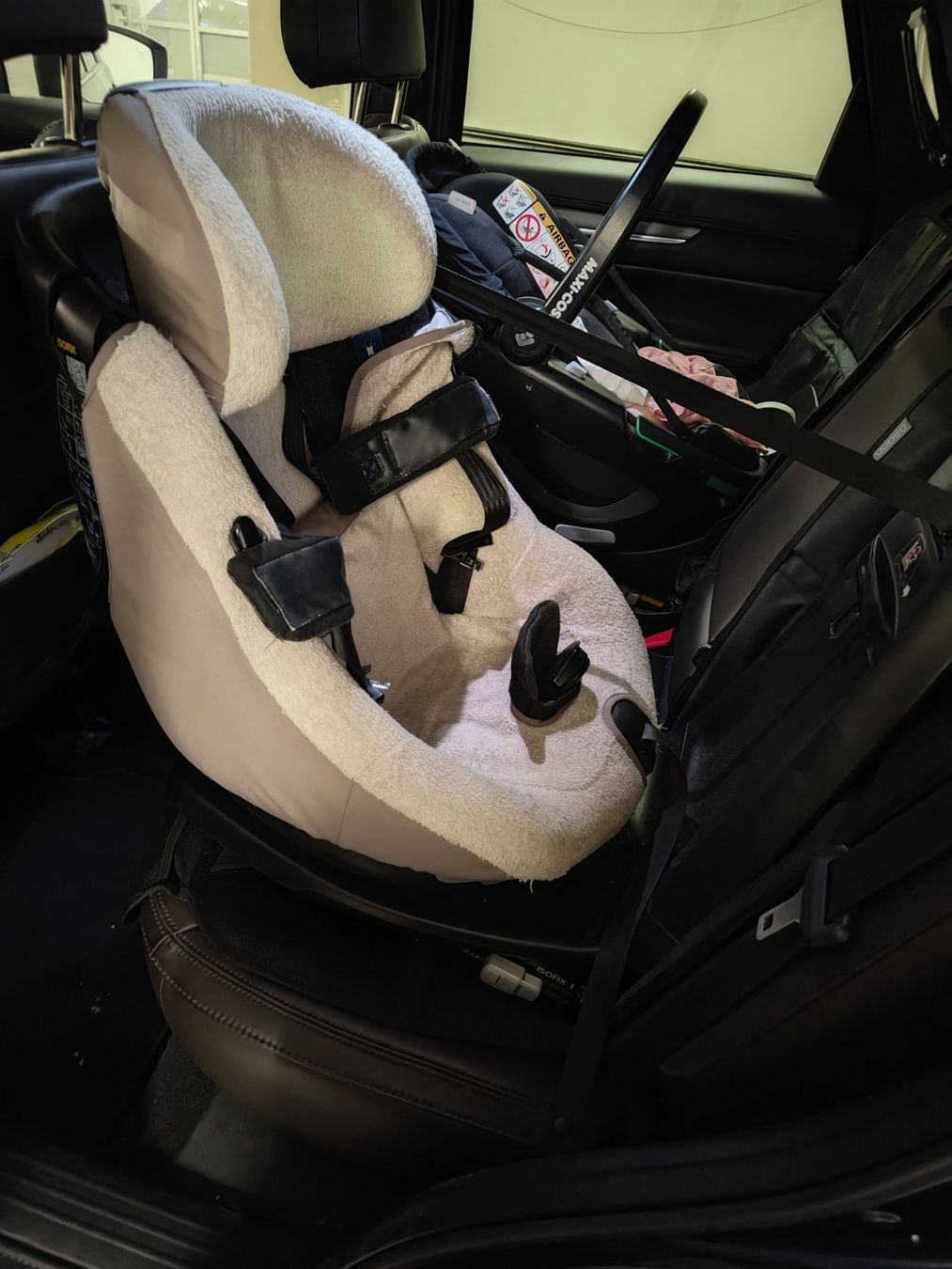 Maxi-Cosi Auto-Kindersitze: Kindersitz Maxi-Cosi mit Isofix360 – Gebraucht aus Uster von n.uster 1