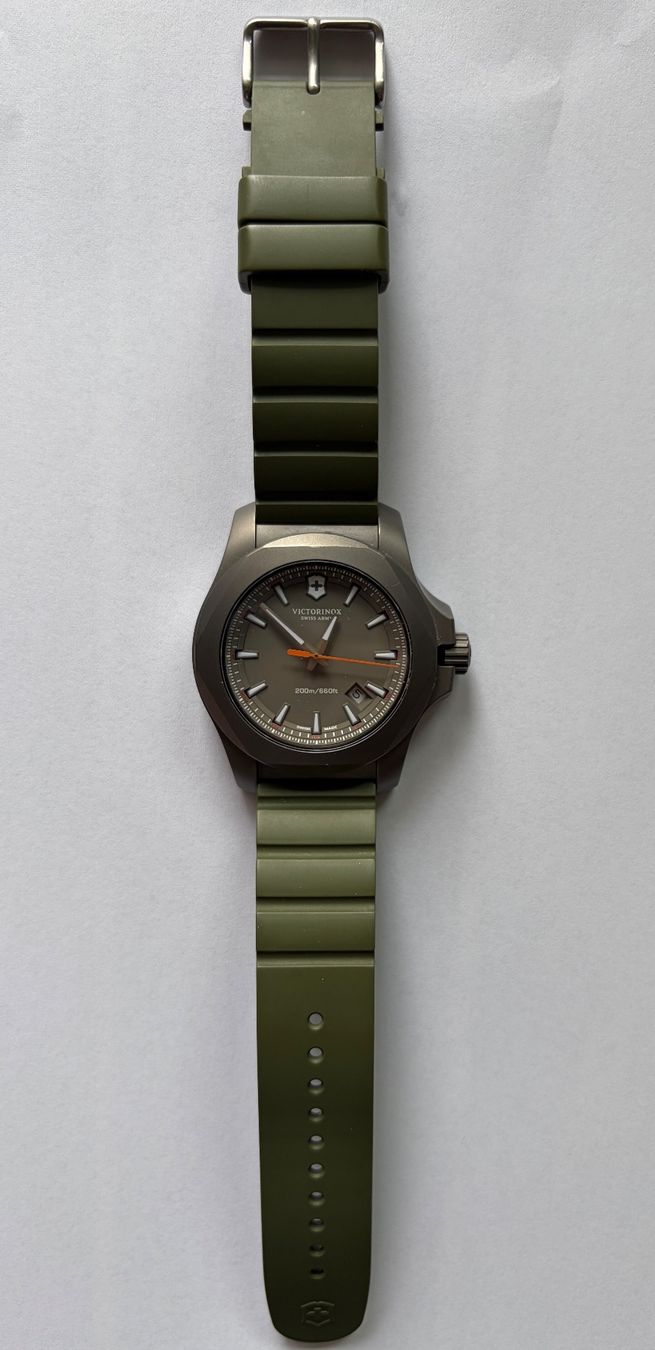 Victorinox Orologi: Victorinox I.N.O.X. Titanium – Nuovo (secondo la descrizione) da Oberweningen venduto da Achille.3 1