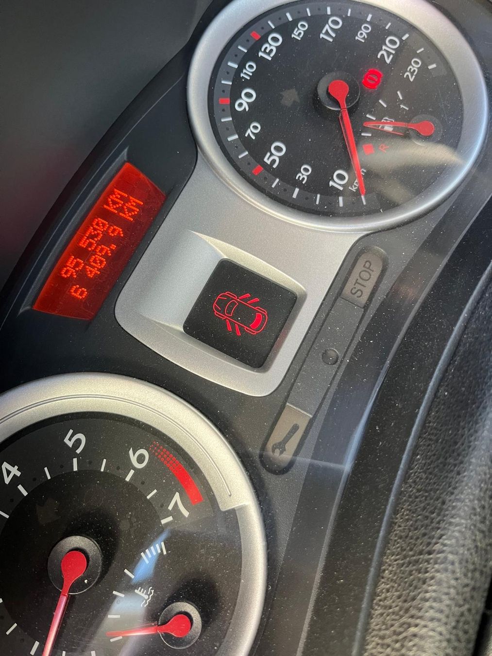 Renault Autos: Renault Clio – Gebraucht aus Fislisbach von honey_12 2