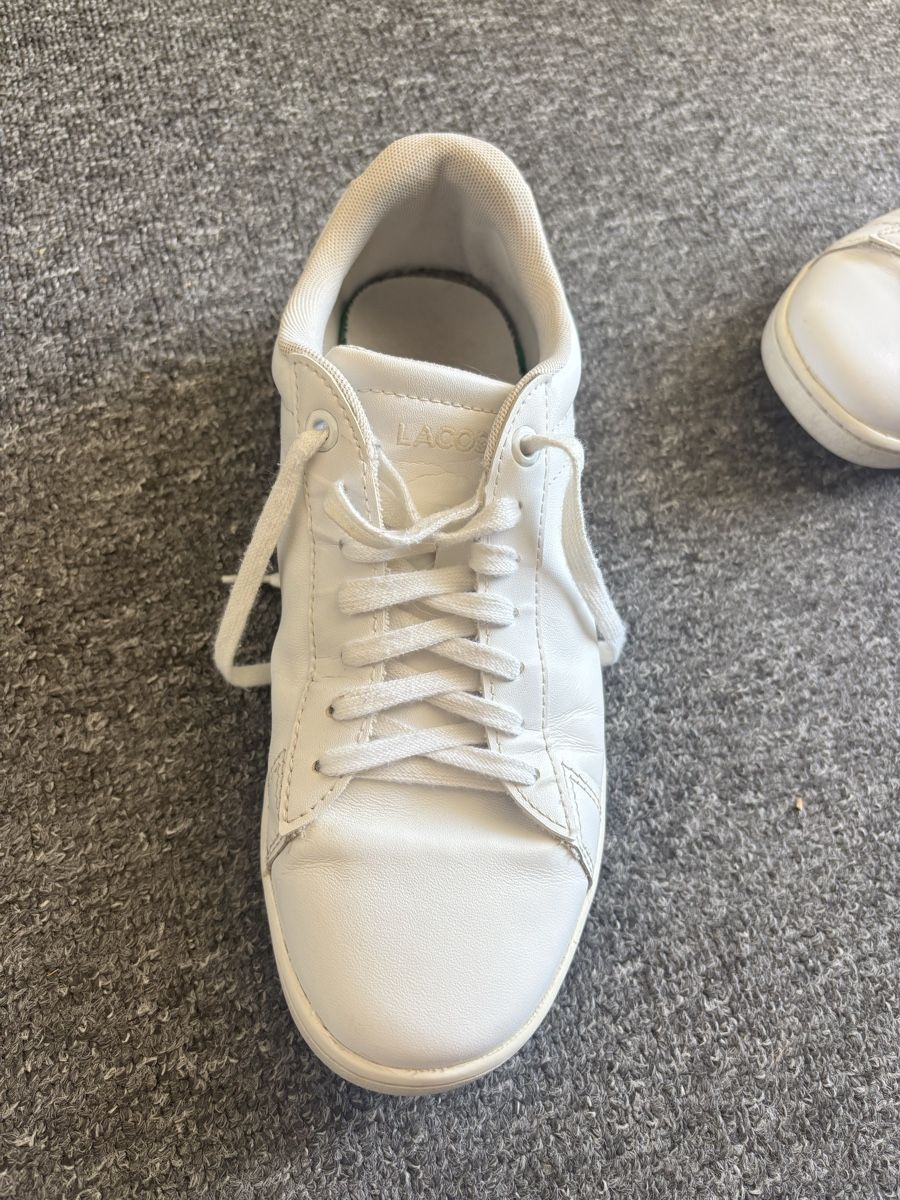 Lacoste Herrenschuhe: Baskets Lacoste carnaby blanches taille 38 EU 7 US – Gebraucht aus Ursy von vic_z5md 3