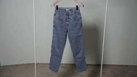 Closed Pedal Pusher Relaxed Fit Jeans Mom hellblau
