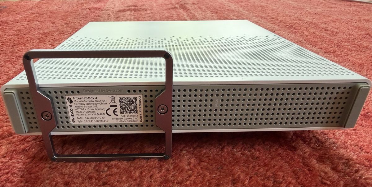 Swisscom Modem & Router: Internet-Box 4  Swisscom, top funktionsfähig, kaum gebraucht – Usato da Biel/Bienne venduto da SirRolf 7