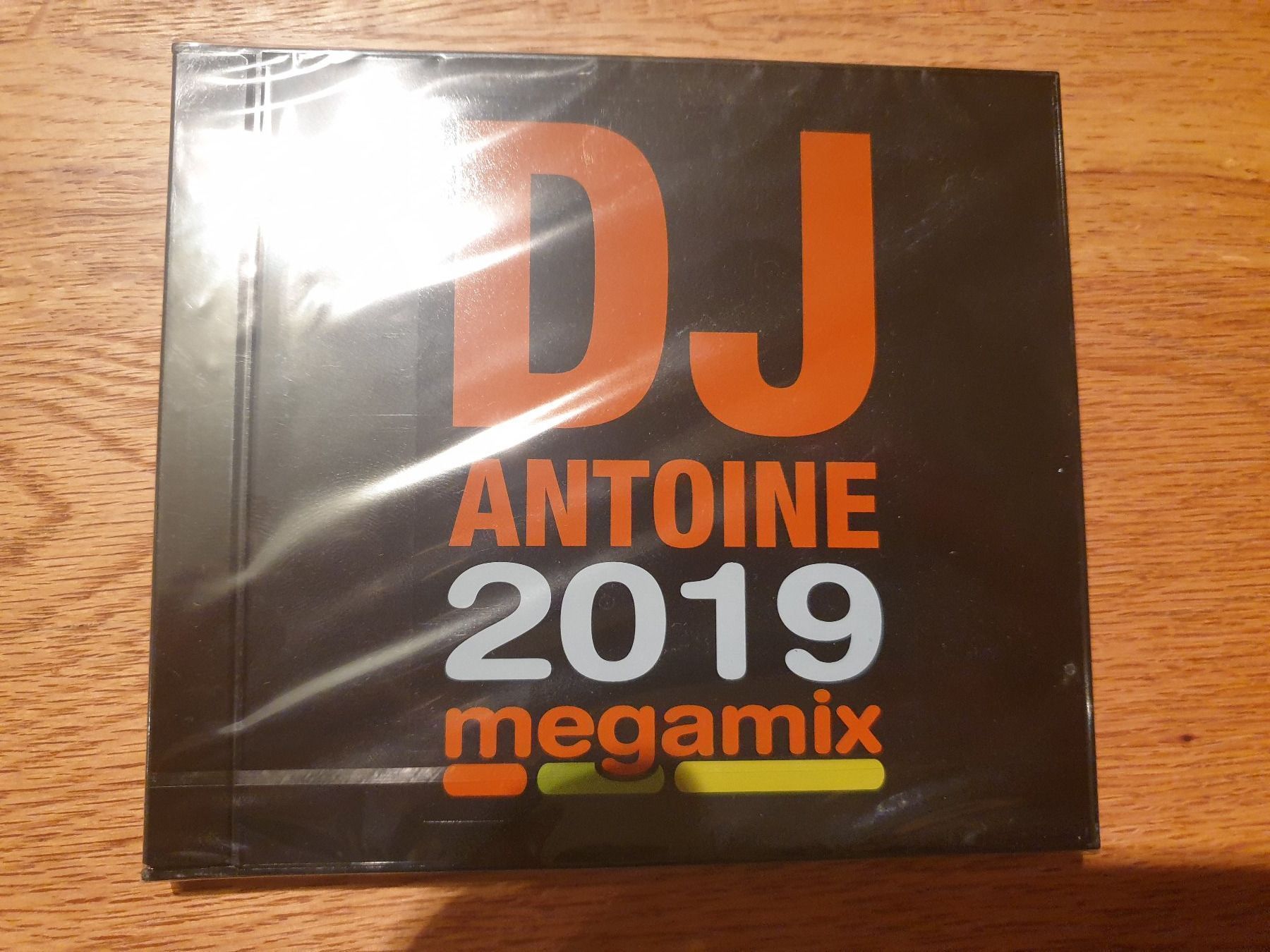 CD: DJ Antoine megamix 2019 – Nuovo e nell'imballaggio originale da St.Gallen venduto da Capsule_Corporation