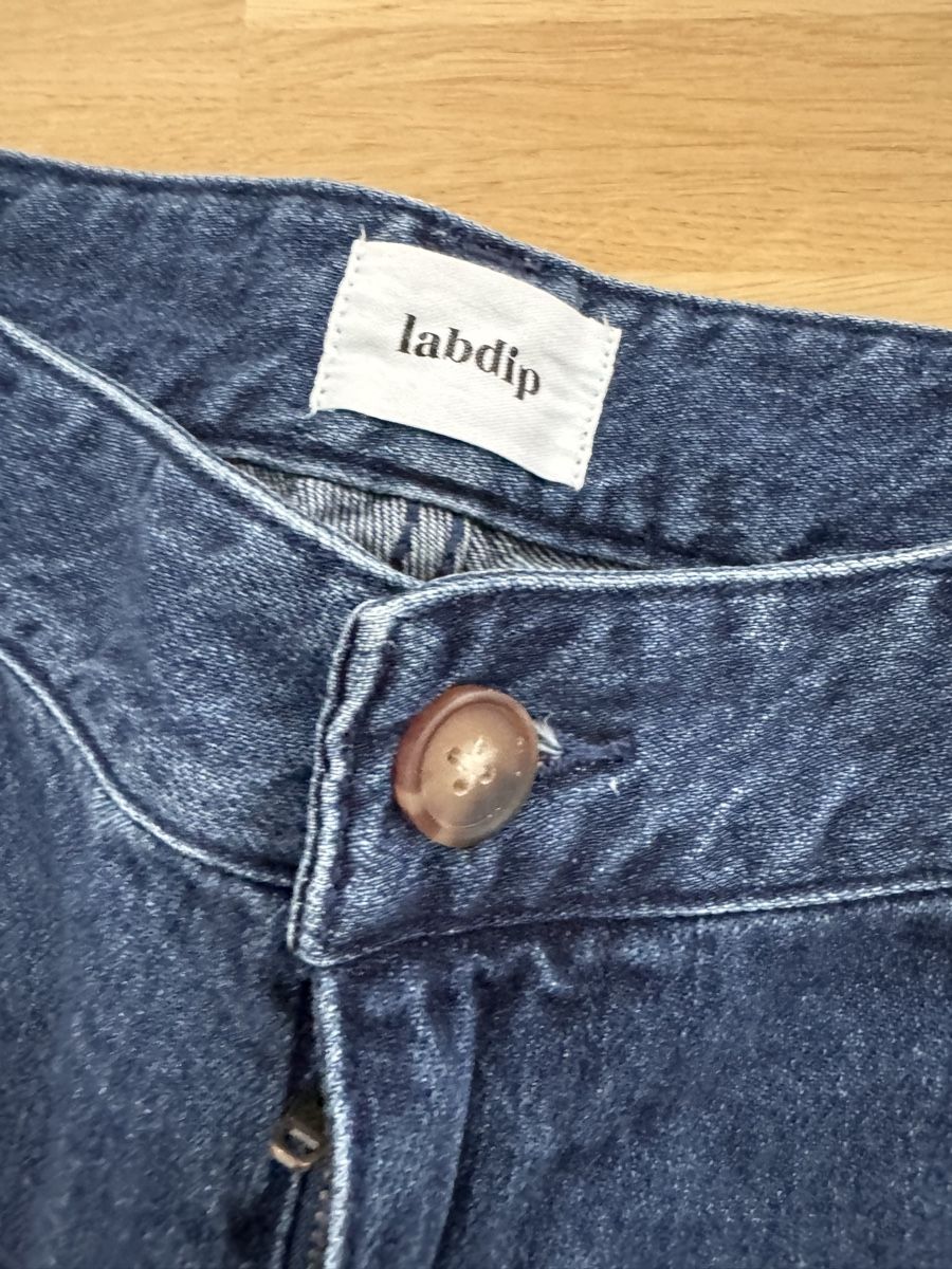 Jeans: Weite Jeans von Lapdip – Nuovo e nell'imballaggio originale da Basel venduto da Glamourpourtoi 2