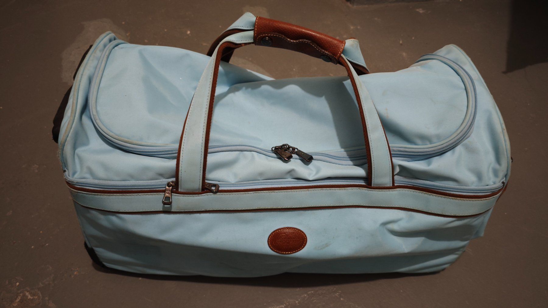 Longchamp Valigie: Longchamp Le Pliage Reisetasche mit Rollen, hellblau – Usato da Zürich venduto da Kybele25