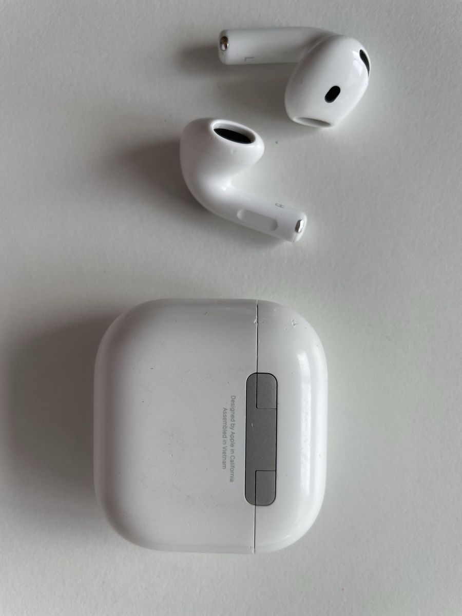 Apple Kopfhörer: Apple AirPods 4 – Gebraucht aus Zürich von lau_k772 4