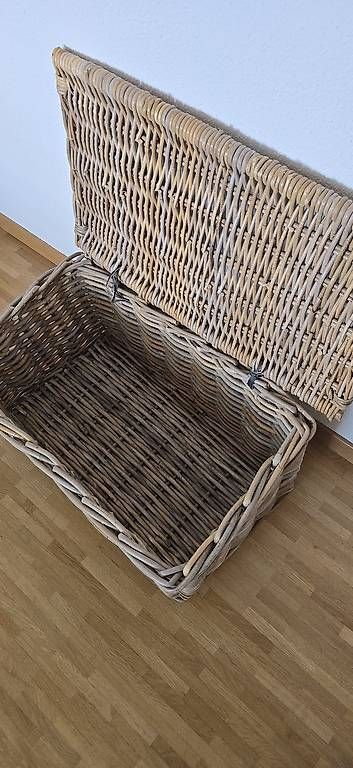 Cassapanche: Grosse Rattan Truhe – Usato da Weggis venduto da bdrm48 3