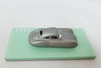 Porsche Modellautos: Porsche Typ64 Skulptur Karosserie – Neu und originalverpackt aus Flawil von Imperiosud 2