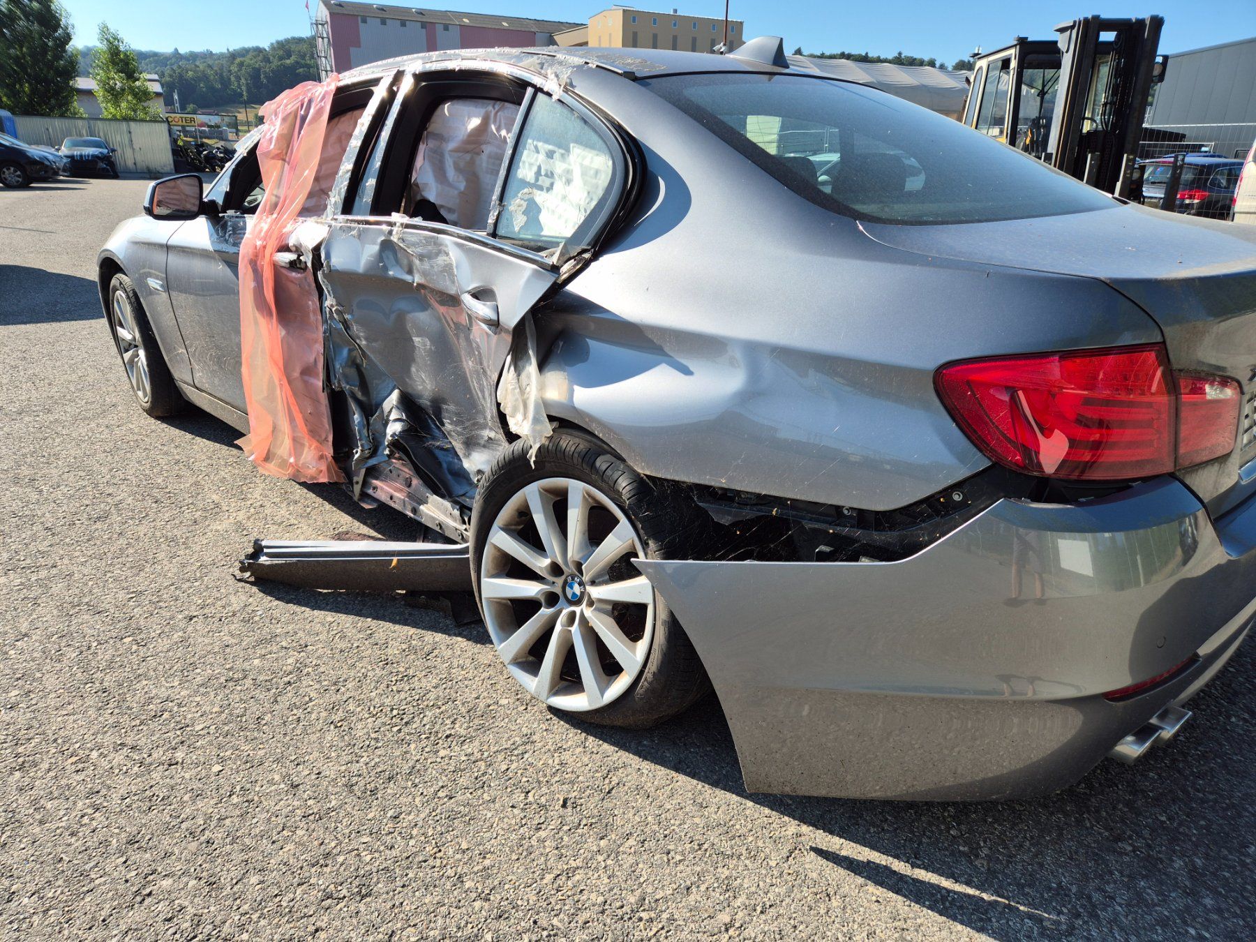 BMW Autos: BMW 530d – D'occasion à Yverdon-les-Bains par MotoMark 6