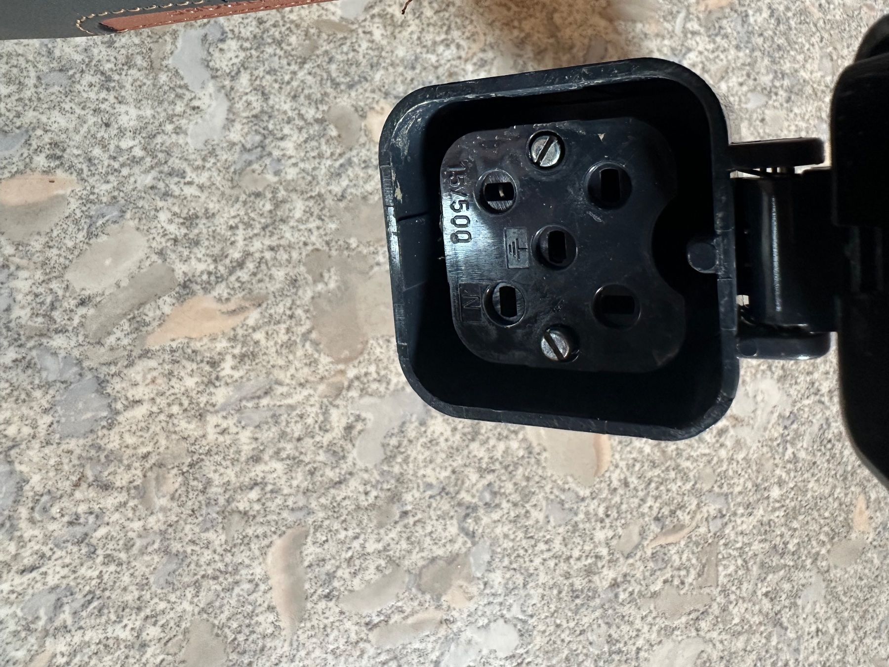 Spine: Stecker und Kupplung  J15 5 polig – Usato da Huttwil venduto da Bolpa 2