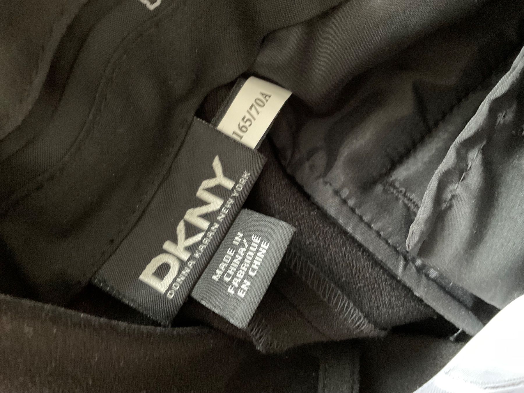 DKNY Pantaloni: DKNY schöne Hose Gr 38 schwarz – Usato da Urdorf venduto da alda02 8