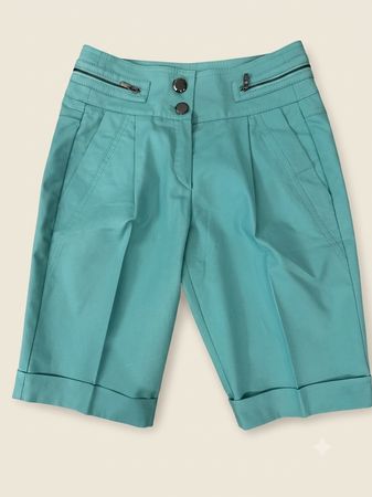 Short Laurèl
