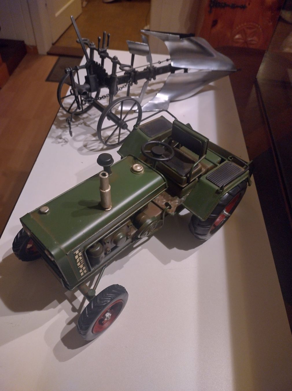 Kit di modellismo & Modellini statici: Traktor/Pflug – Usato da Altbüron venduto da bestatter12 1