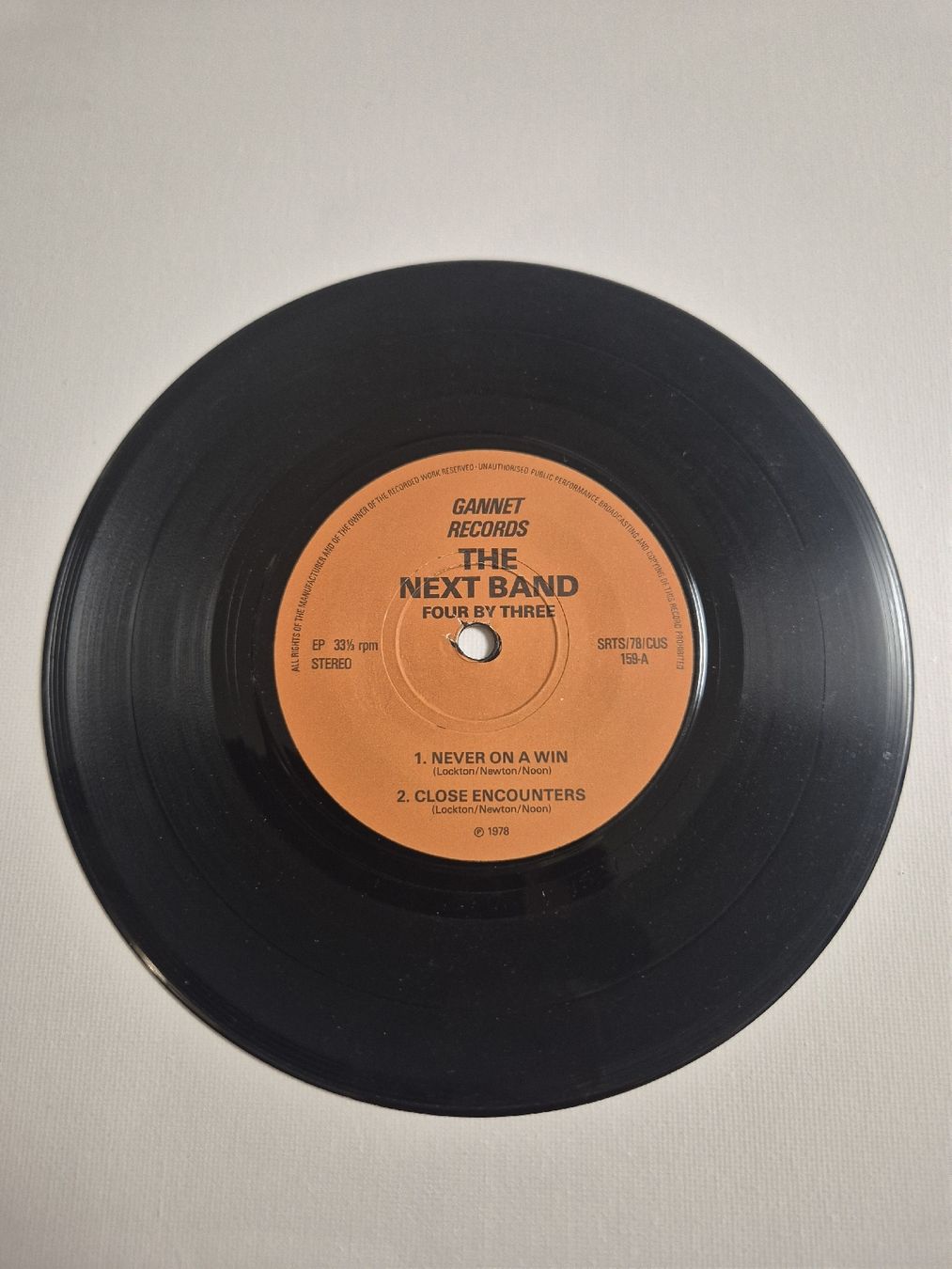 Schallplatten: THE NEXT BAND -  FOUR BY TREE - Single 7 – Gebraucht aus Uster von newwave0 2