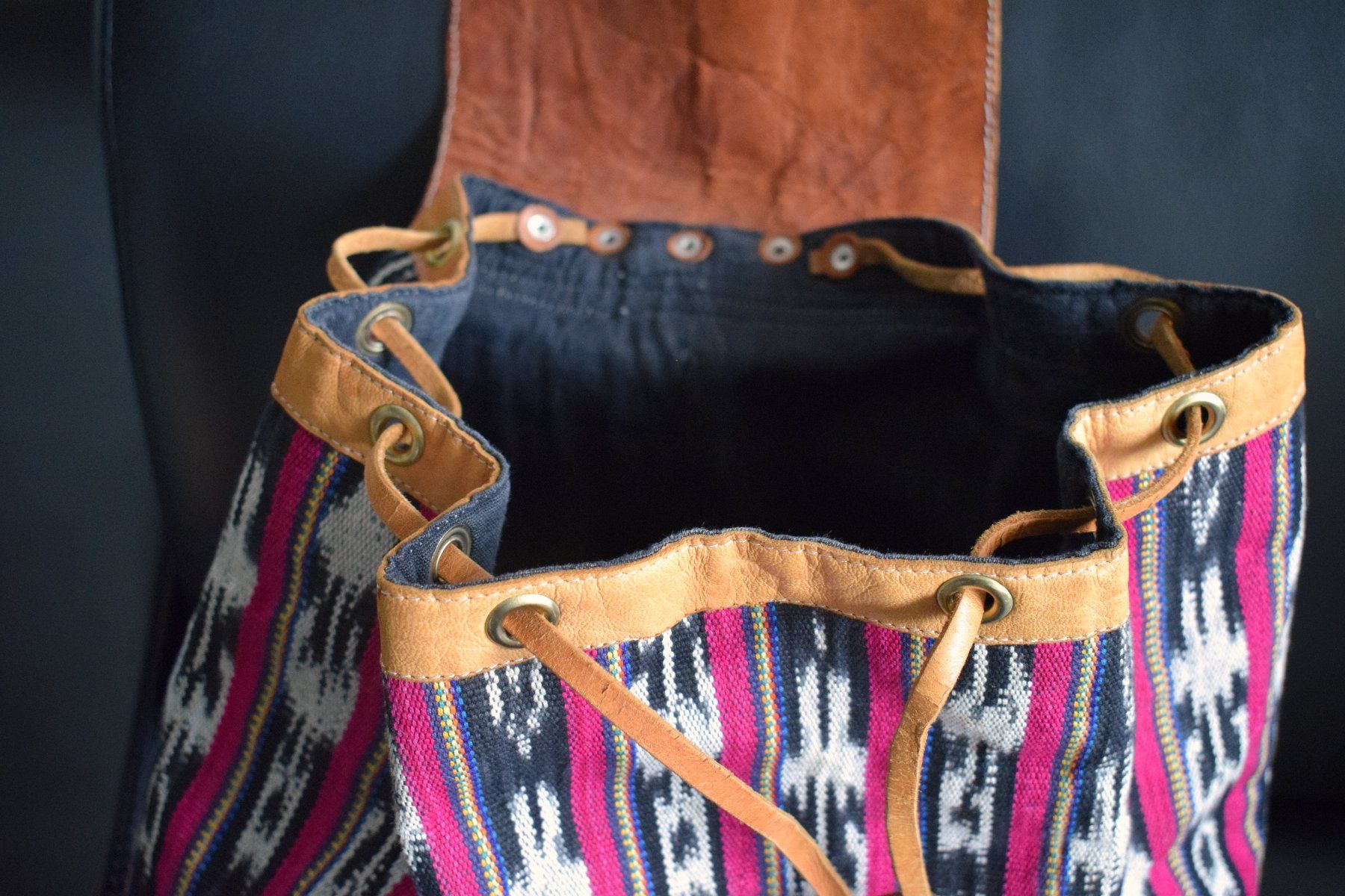 Zaini: TOP Rucksack Leder gewoben Ethno-Rucksack – Usato da Dulliken venduto da ichwettichhett 5