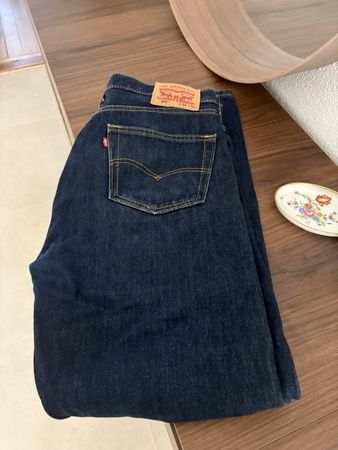 Jean Levi's 505 W34 L32 bleu foncé bon état