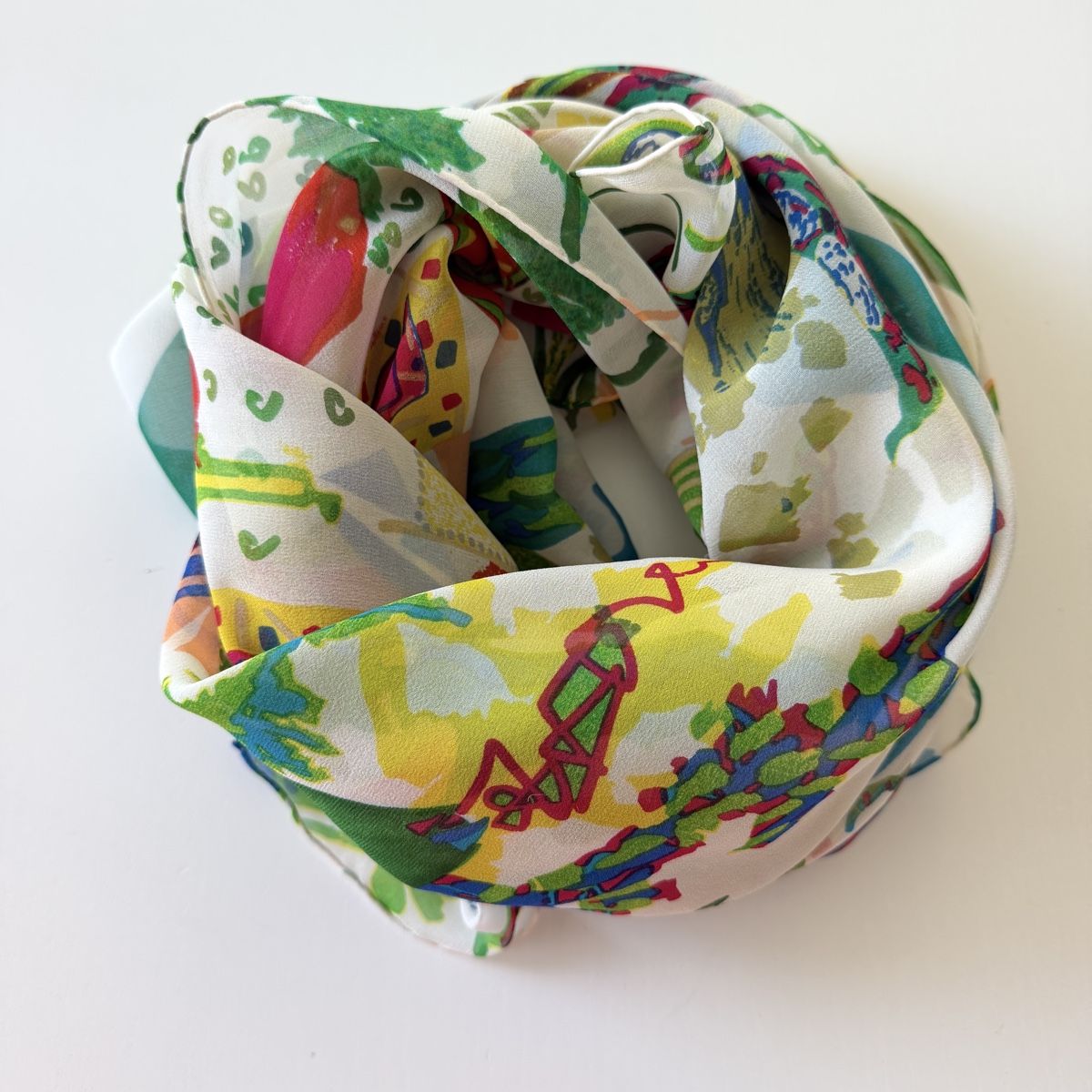Fabric Frontline Foulard & Sciarpe: FABRIC FRONTLINE Silk Scarf – Usato da Freienbach venduto da Avviivva_Shop 1
