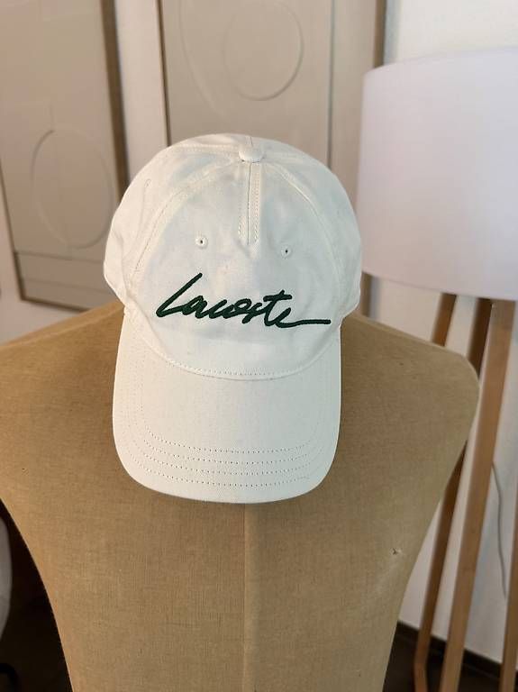 Chapeaux, bonnets & casquettes: Lacoste – D'occasion à Wallisellen par noelzul 1