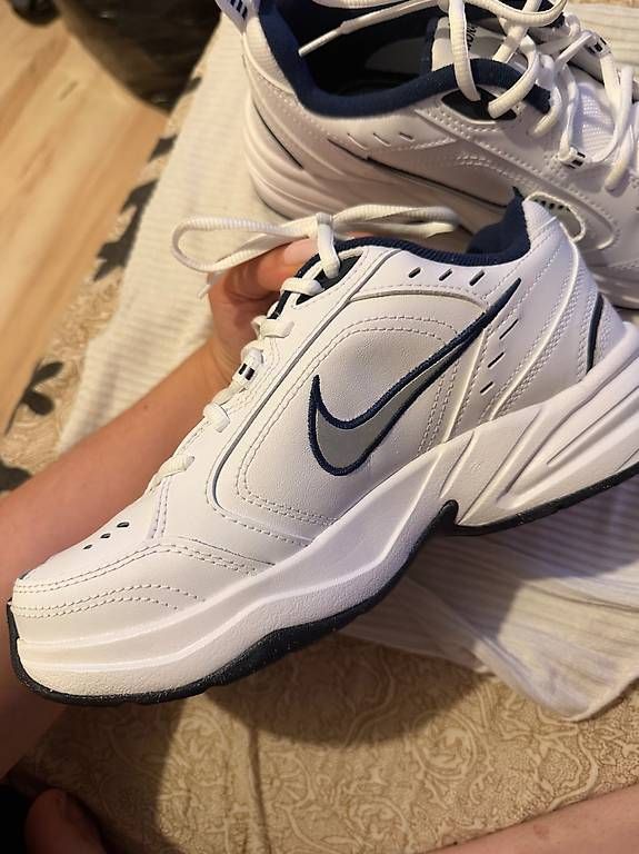 Nike Scarpe da donna: Nike Air Monarch Neu – Usato da Münchenstein venduto da jol_s6xw 2