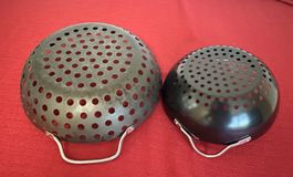 2 Stück gelochte Grillpfanne - ideal für Gemüse