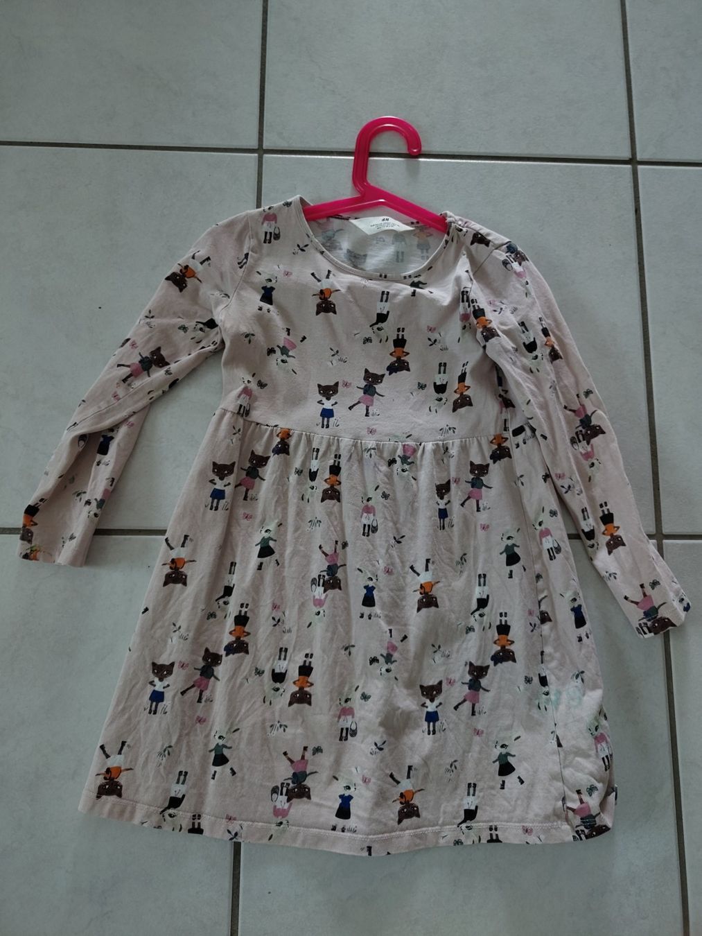 H&M Vestiti & Gonne: Kleid 122/128 – Usato da Neerach venduto da stens