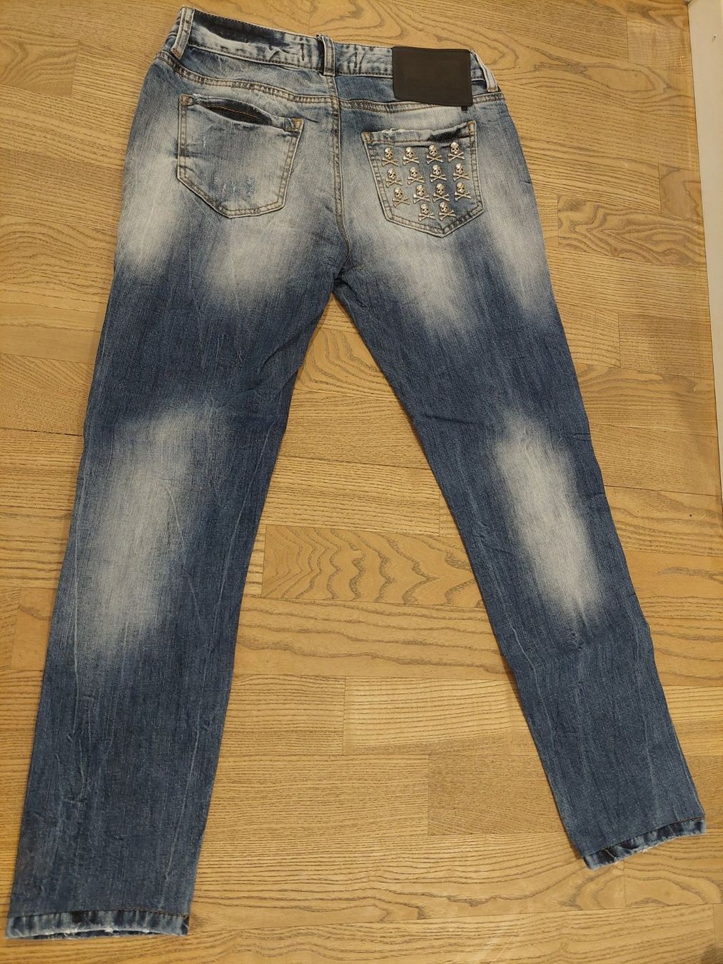 Jeans: Jeans – Usato da Gunzwil venduto da 11G11 2