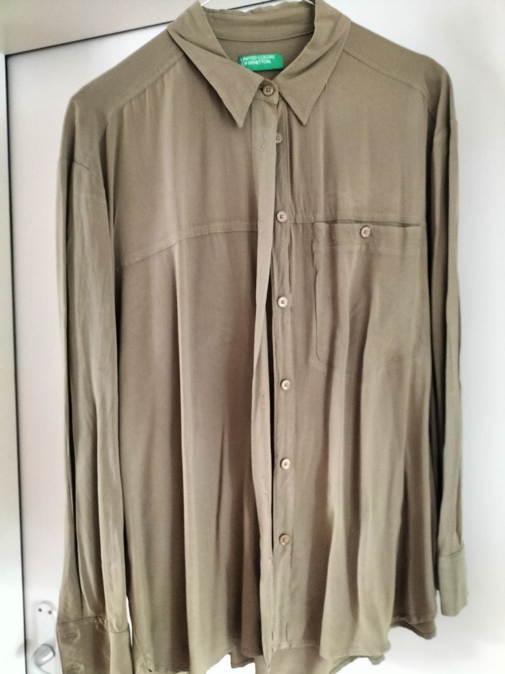 Benetton Camicette: Benetton Bluse Gr. L, Olivegrün – Usato da Pfäffikon ZH venduto da e13_x2n5