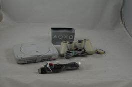 Sony psone Konsole mit Controller