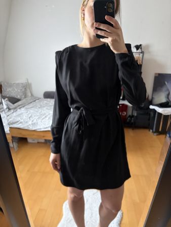 Black long sleeve dress Mango