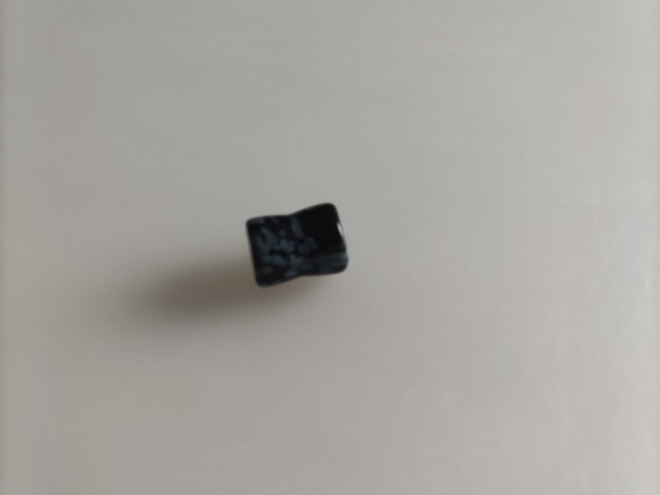 Gioielli per piercing: Plug / tunnel oreille 6 mm en obsidienne tachetée – Nuovo (secondo la descrizione) da Grand-Lancy venduto da Morriganne 1