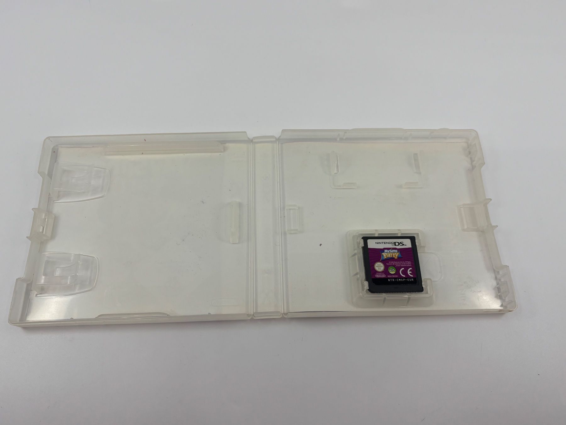 Giochi: My Sims Party (Nintendo DS) – Usato da Herisau venduto da Seyashop1 1