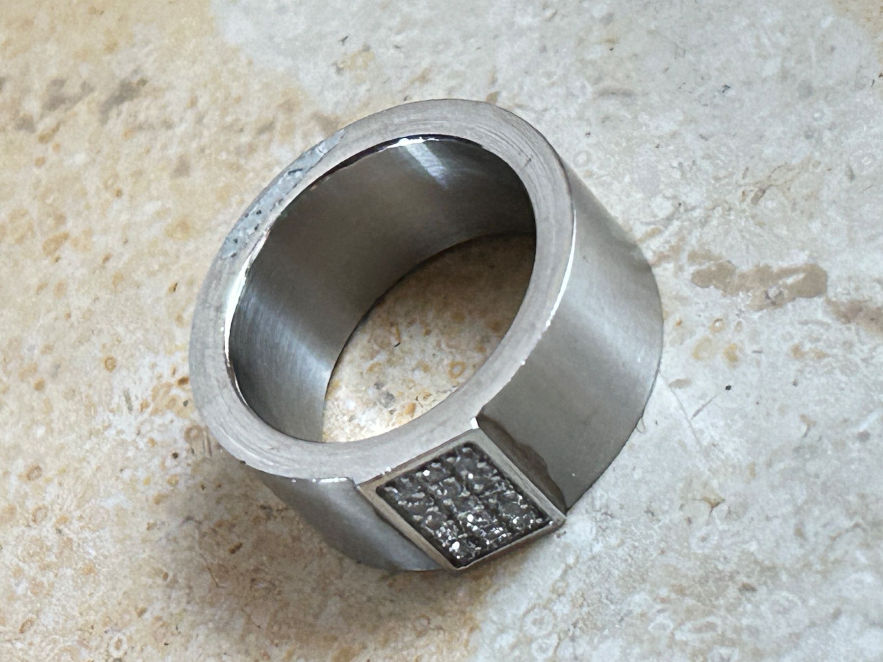 Anelli: Edelstahlring mit Zirkonia, Gr. 55.5 – Usato da Laufen venduto da Bellebellezza 7