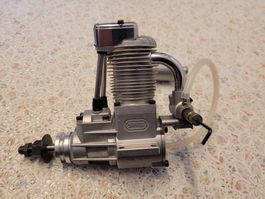 Neuwertiger Saito FA-100, 17,17 ccm. 4-Takt Motor