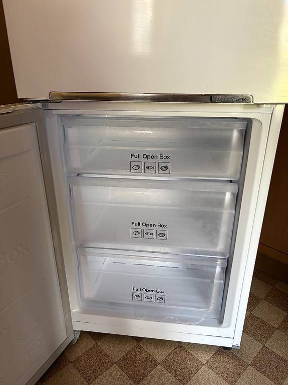Frigoriferi: Frigo congélateur  – Usato da Clarens venduto da vio_sv5g 2